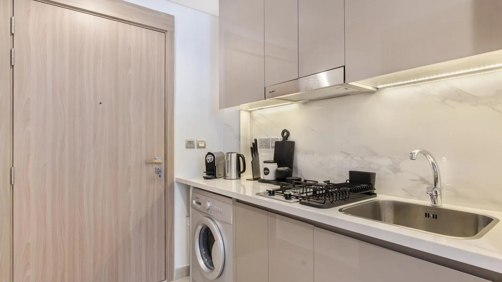 Charming Studio With Burj Khalifa View In Azizi12 Dubai Apartment
