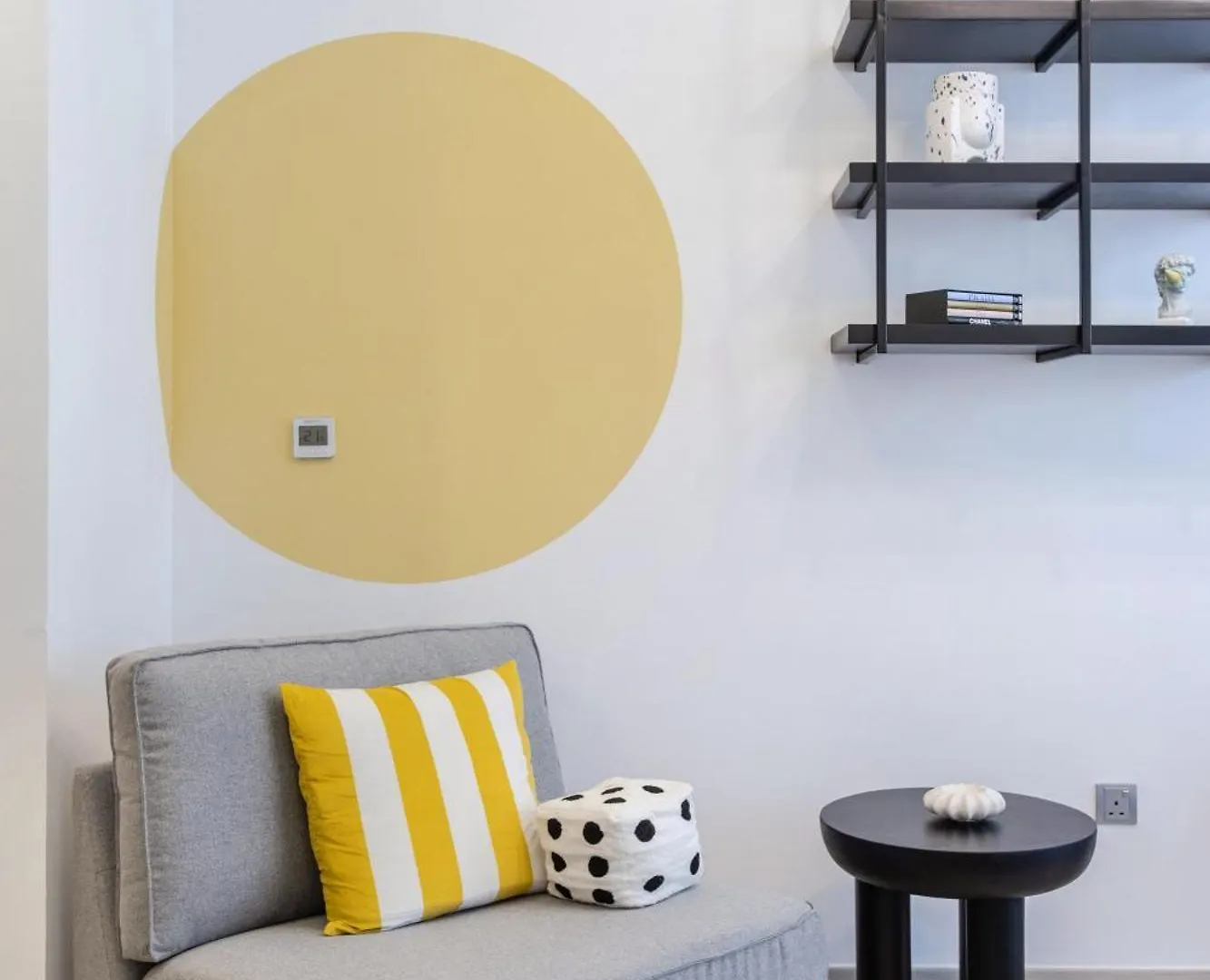 Apartment Charming Studio With Burj Khalifa View In Azizi12 Dubai